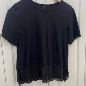 Lululemon split hem black shirt